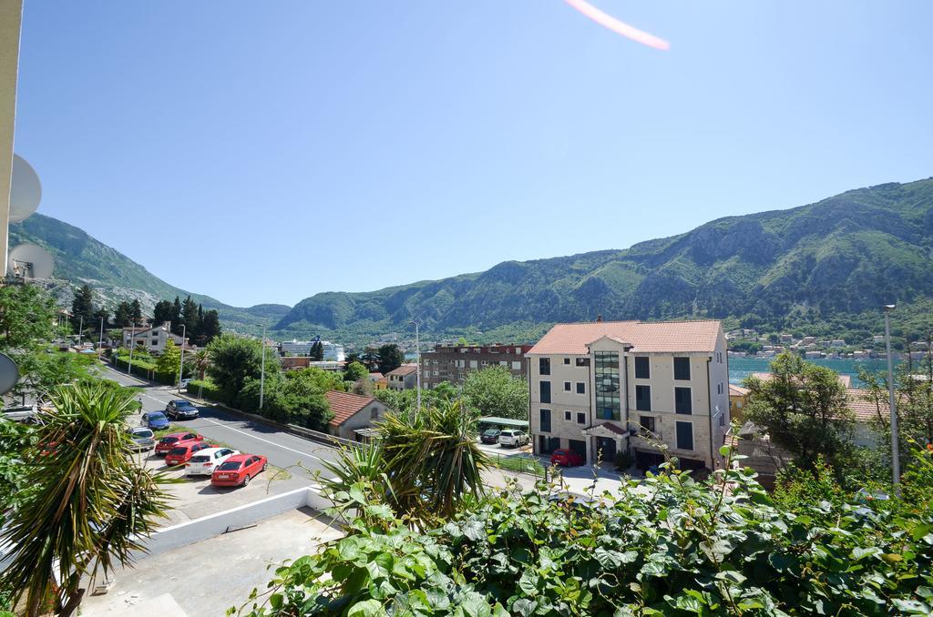 Apartments Ceklin Kotor Buitenkant foto
