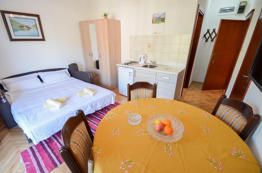 Apartments Ceklin Kotor Buitenkant foto